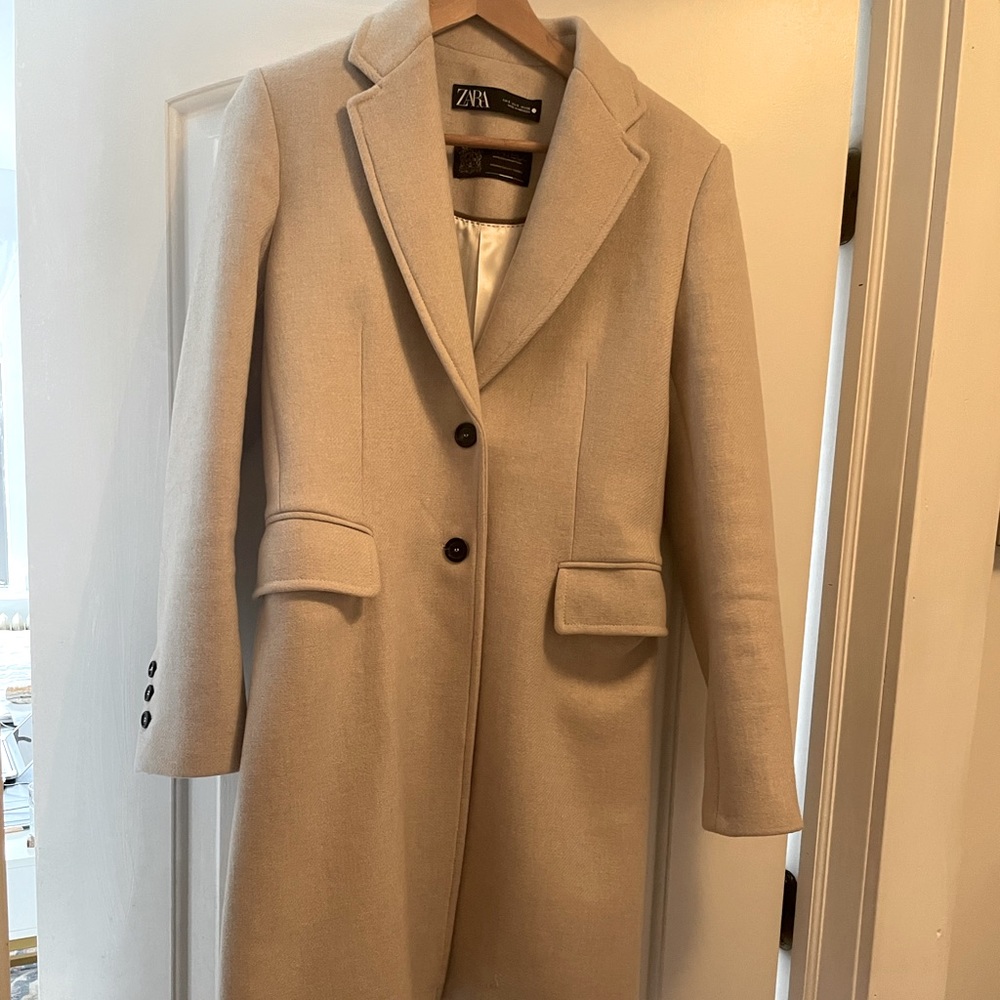 Zara wool coat premium quality fabric